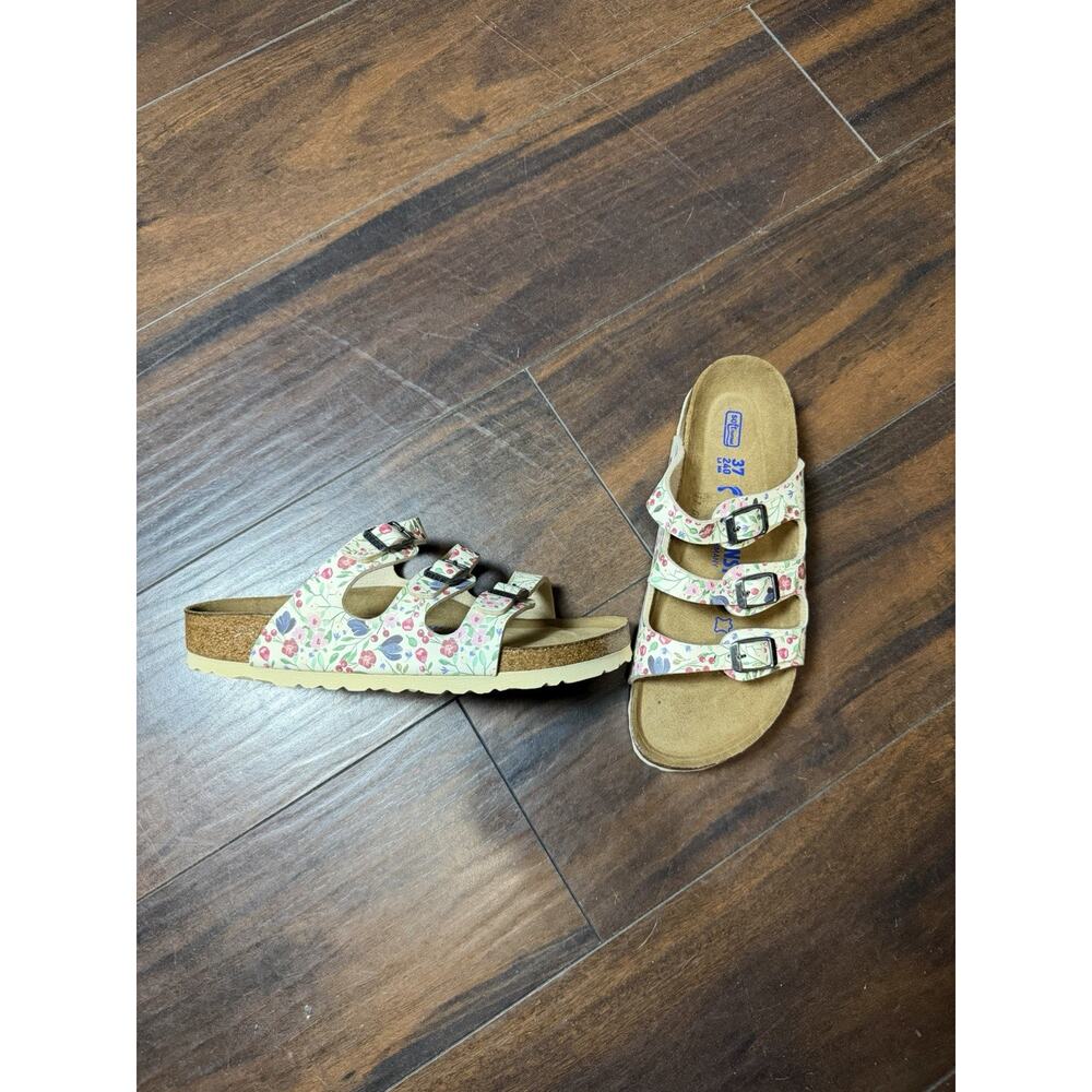 Women’s Birkenstock Florida Soft Footbed Floral Sandals Size 37, NEW
